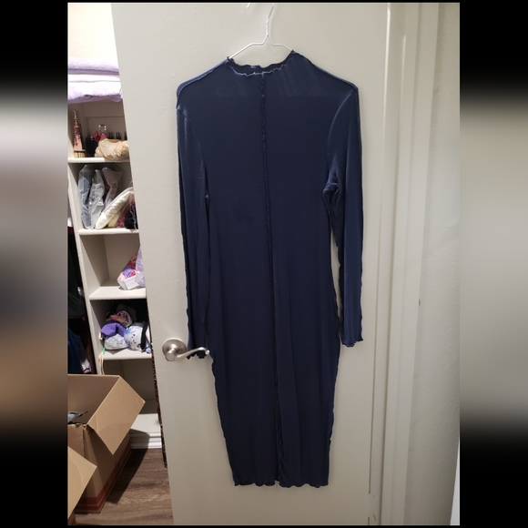 🟥Large Navy Blue Long Sleeve Midi - Picture 3 of 5